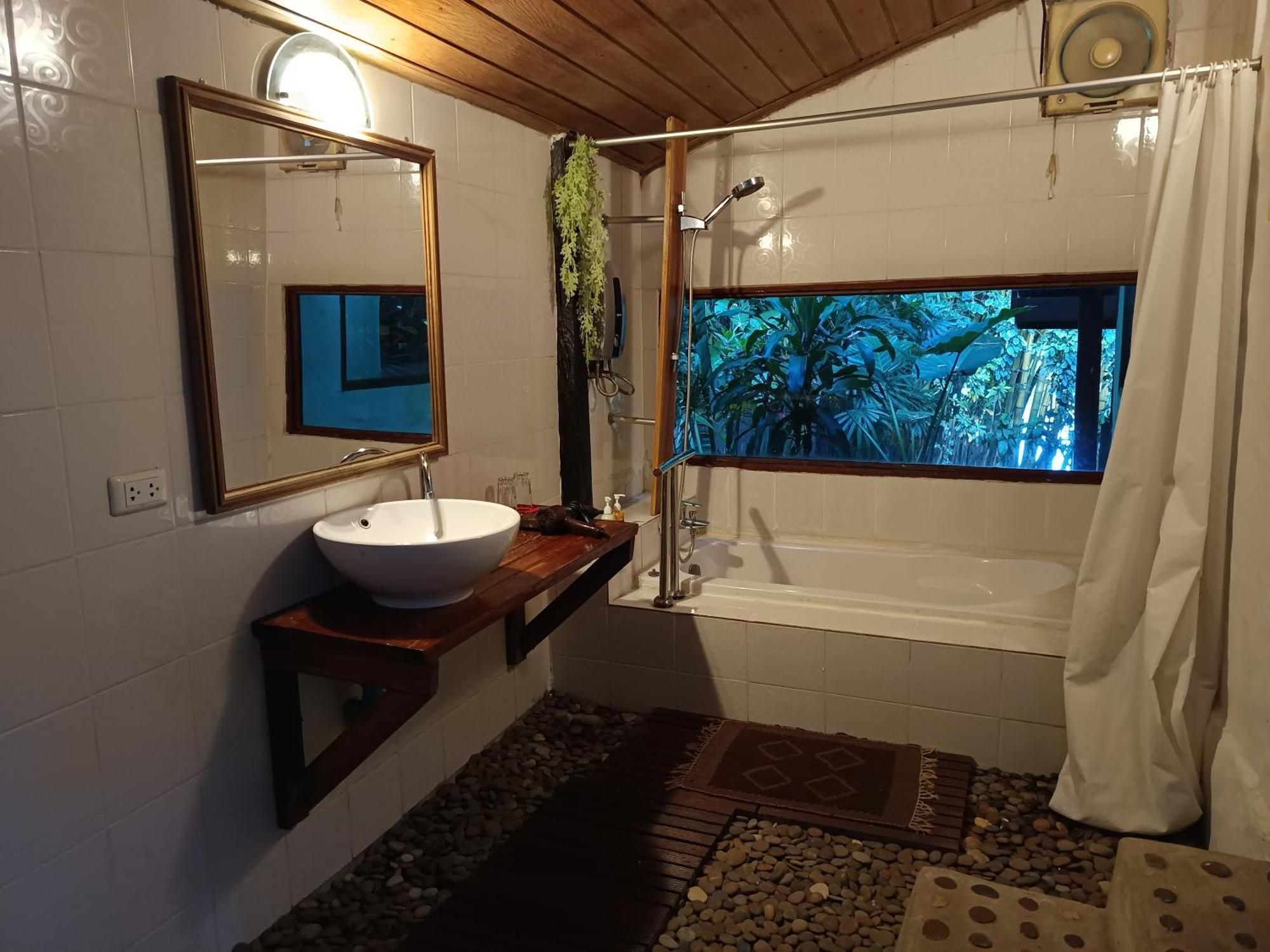 Tonnam Homestay Chiang Mai Ngoại thất bức ảnh