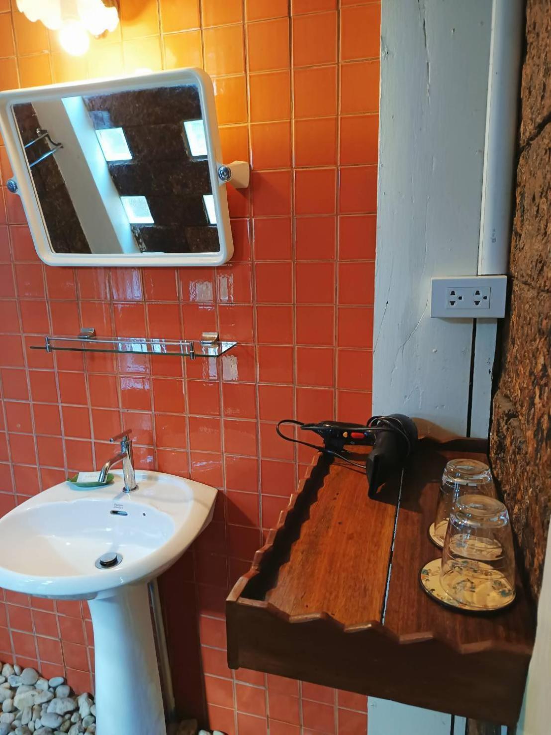 Tonnam Homestay Chiang Mai Ngoại thất bức ảnh